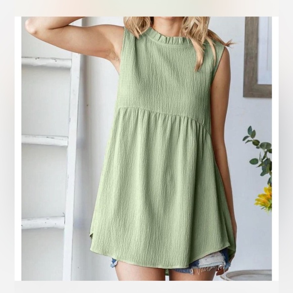 Pink Blush Maternity Sleeveless Green Women's Top - Picture 3 of 4